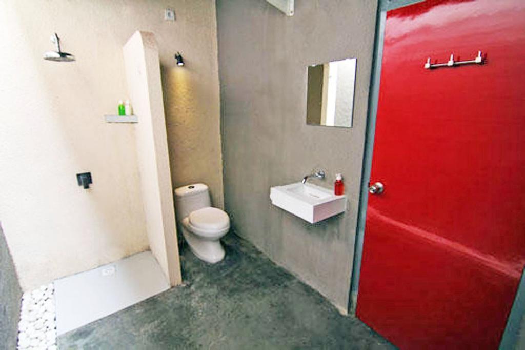Kayun Hostel Legian Oda fotoğraf