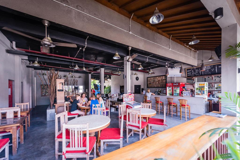 Kayun Hostel Legian Oda fotoğraf