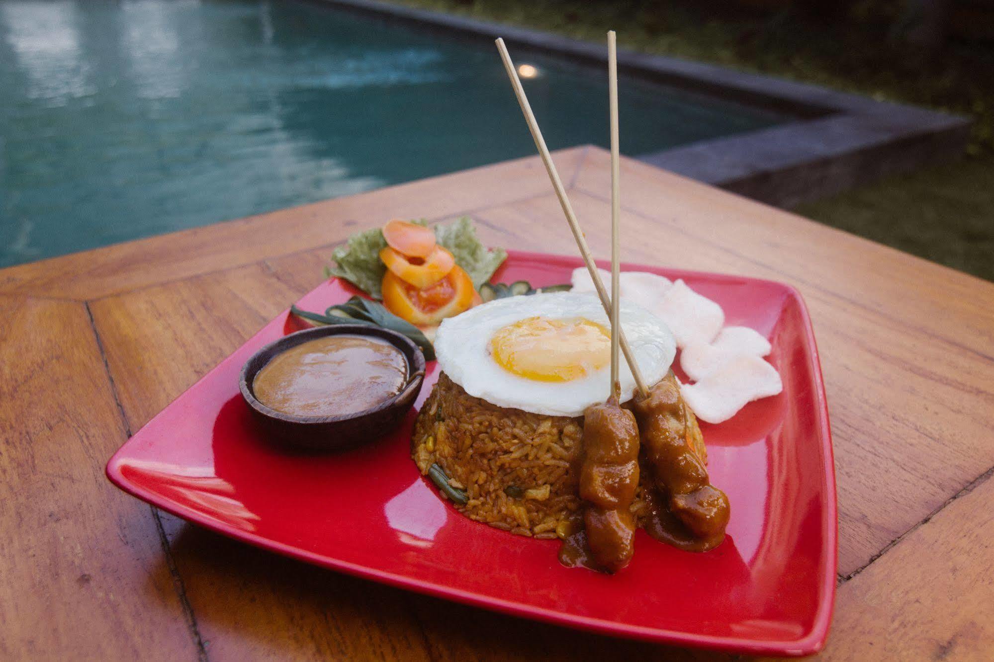 Kayun Hostel Legian Dış mekan fotoğraf