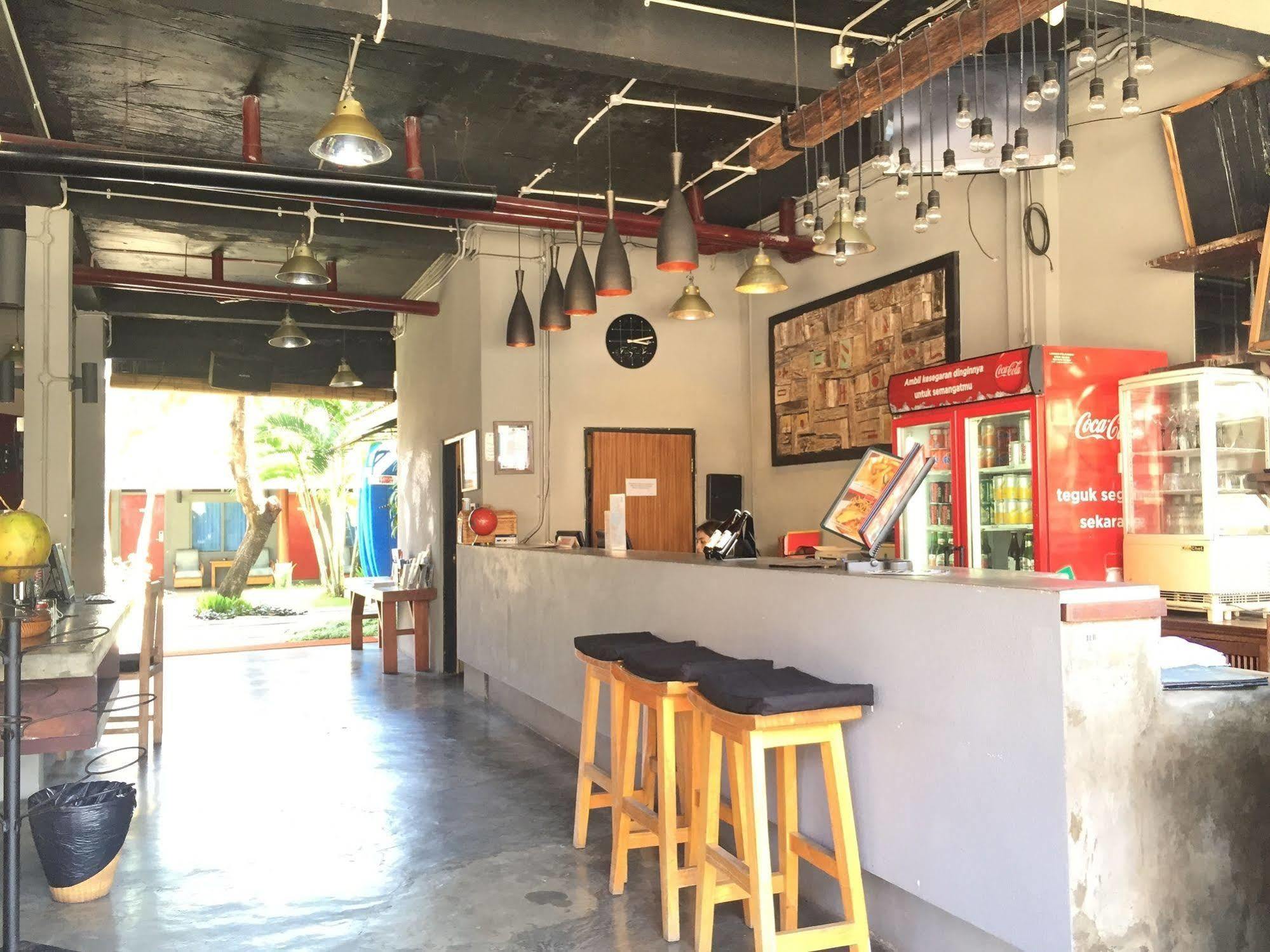 Kayun Hostel Legian Dış mekan fotoğraf